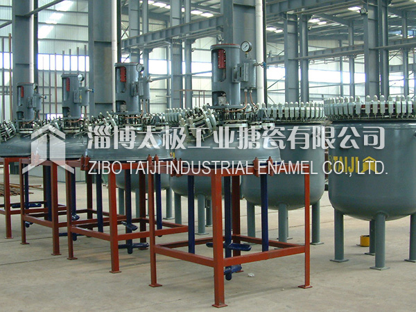 搪玻璃反應(yīng)釜不適合與哪些物料進行反應(yīng)？